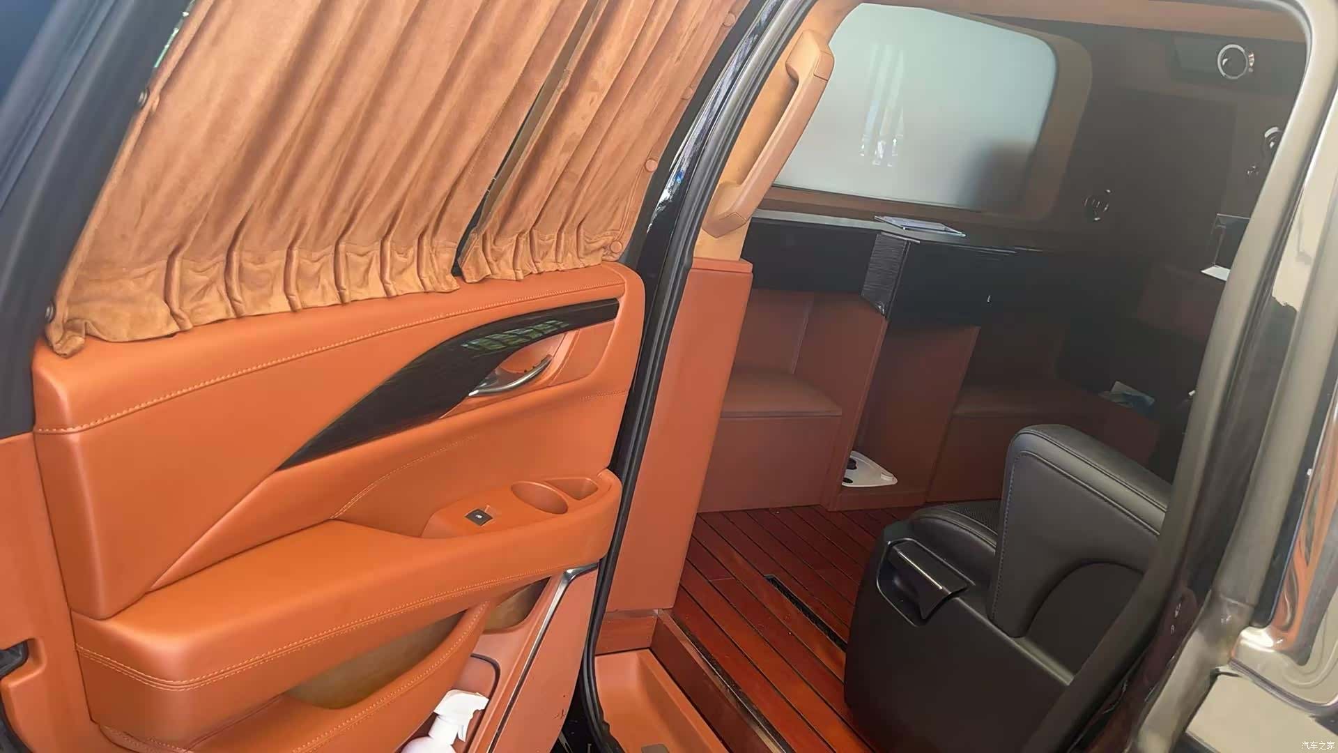 Cadillac Escalade, 2020 33