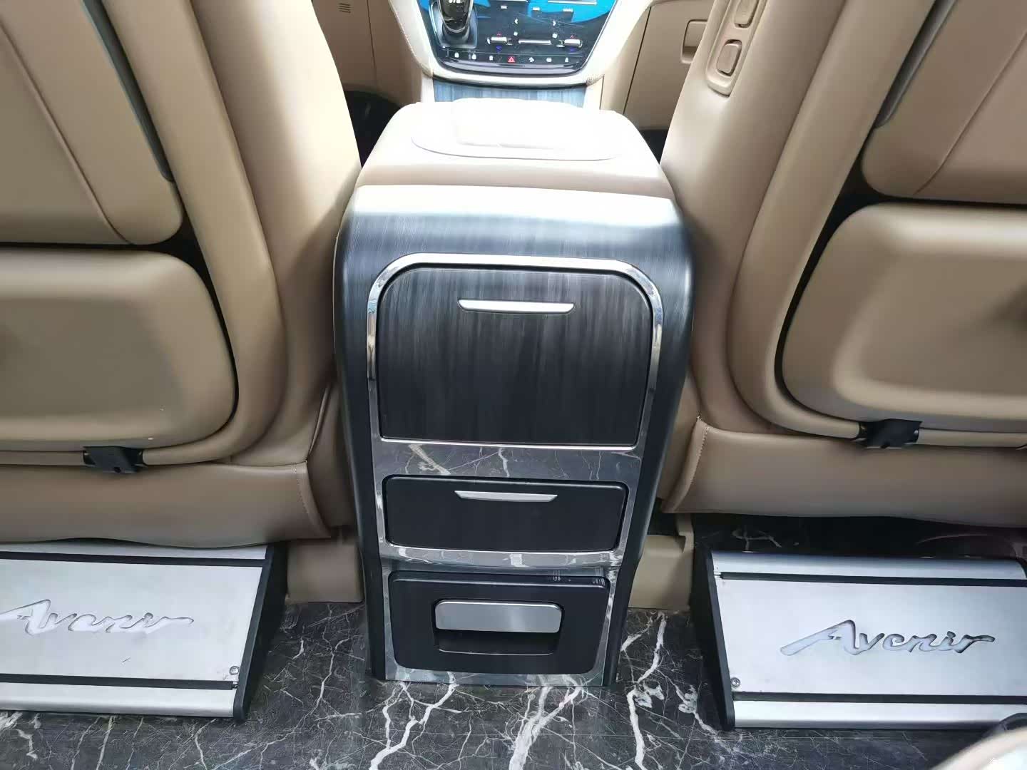 Buick GL8, 2021 8