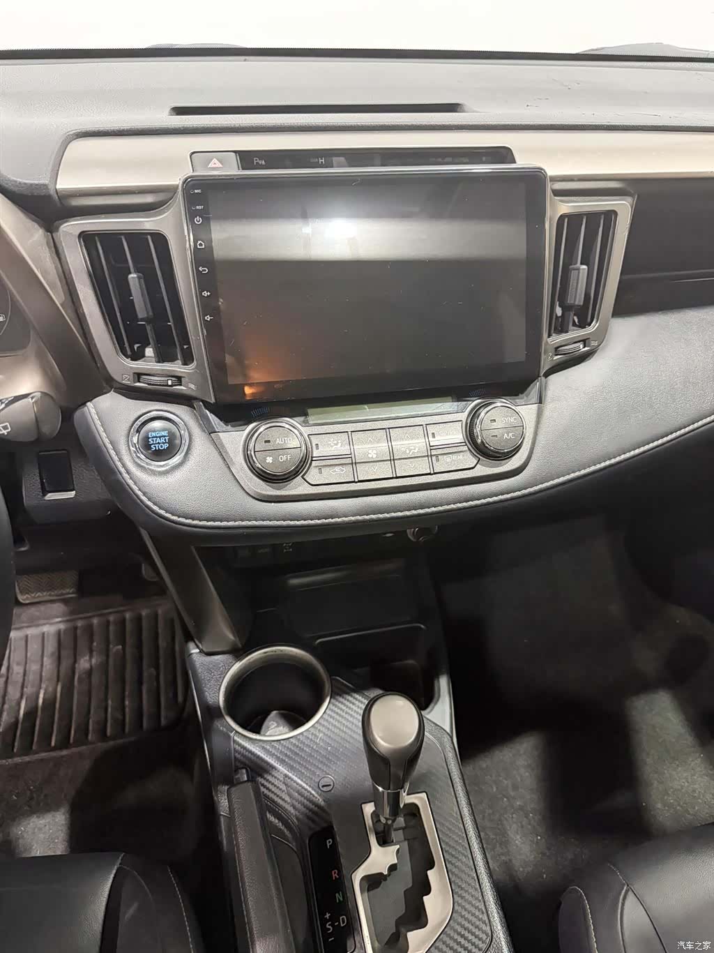 Toyota RAV4, 2013 9