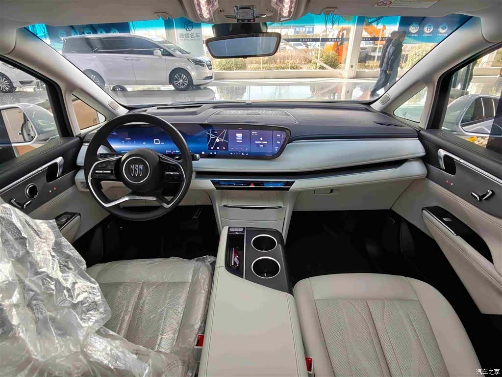 Buick GL8, 2025 16