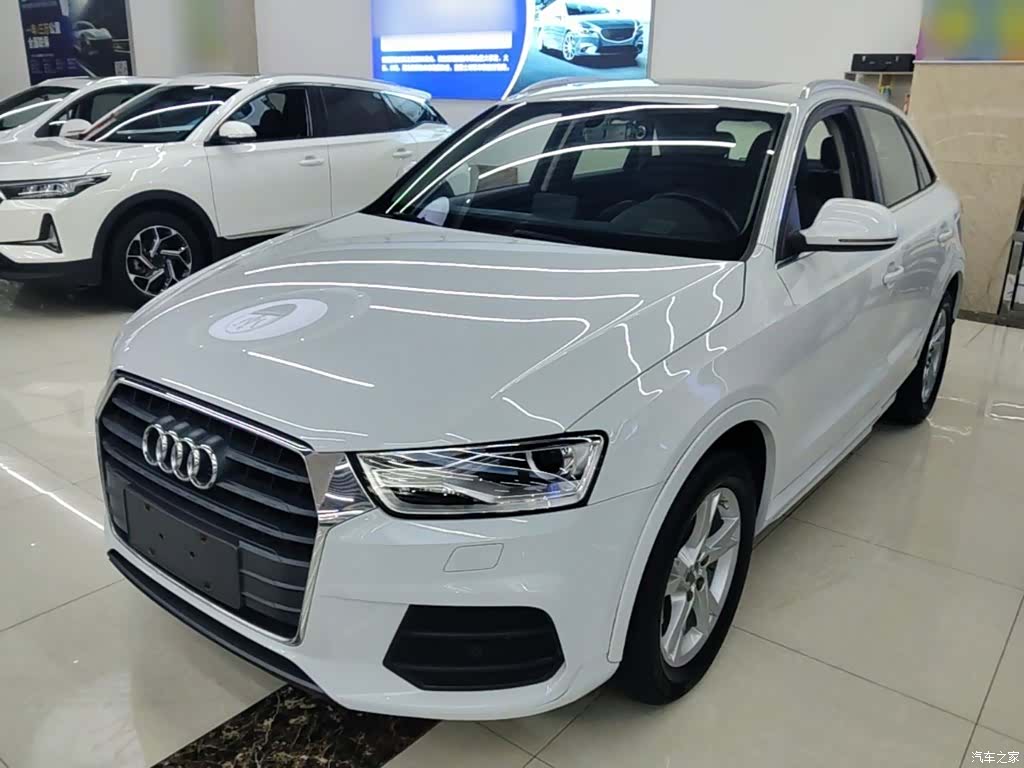 Audi Q3, 2016 1