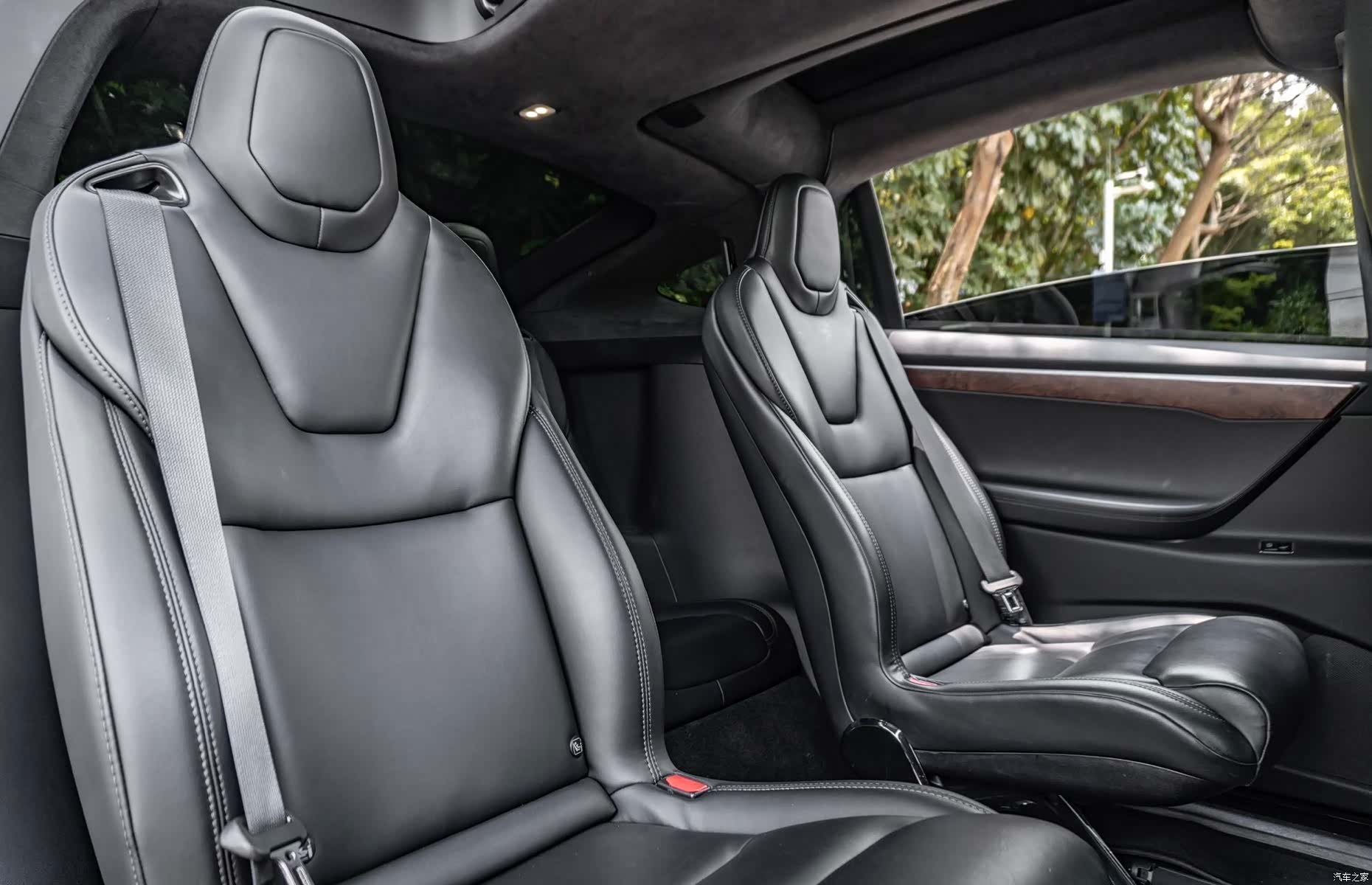 Tesla Model X, 2018 6