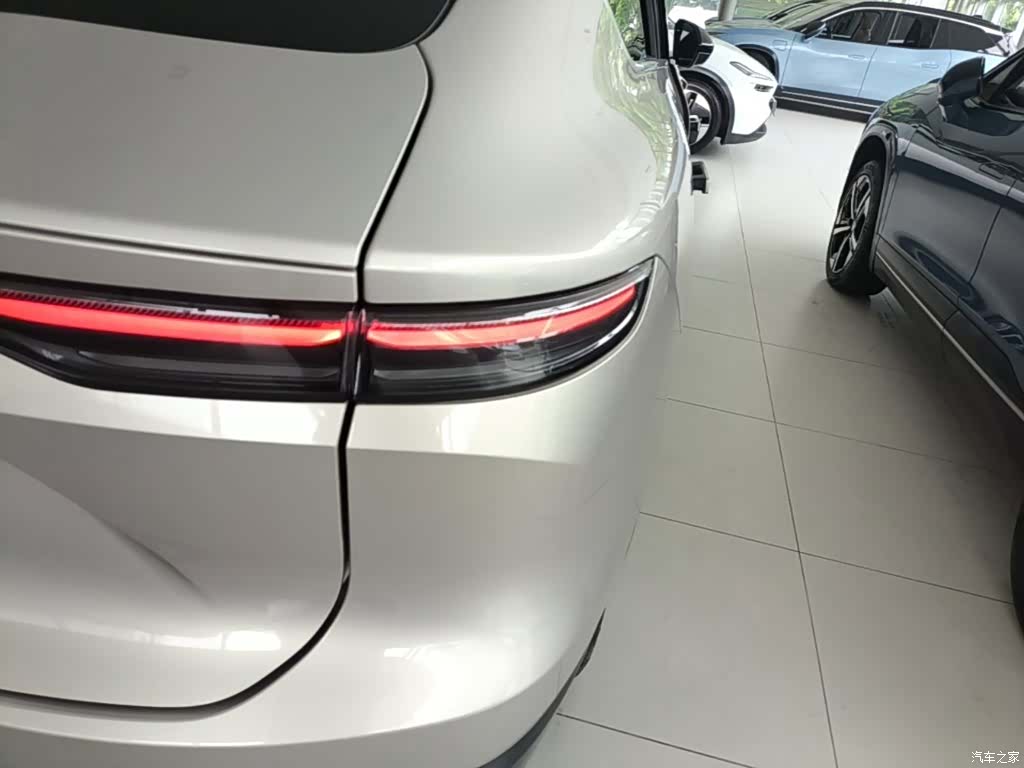 NIO EC7, 2024 8