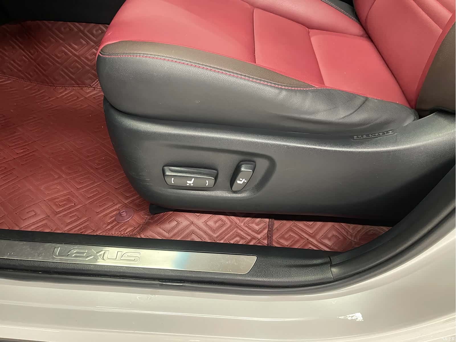 Lexus NX, 2018 9