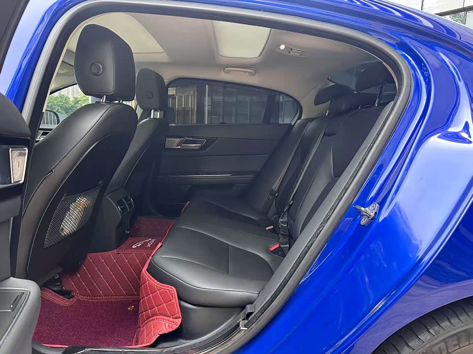 Jaguar XEL Jaguar XEL