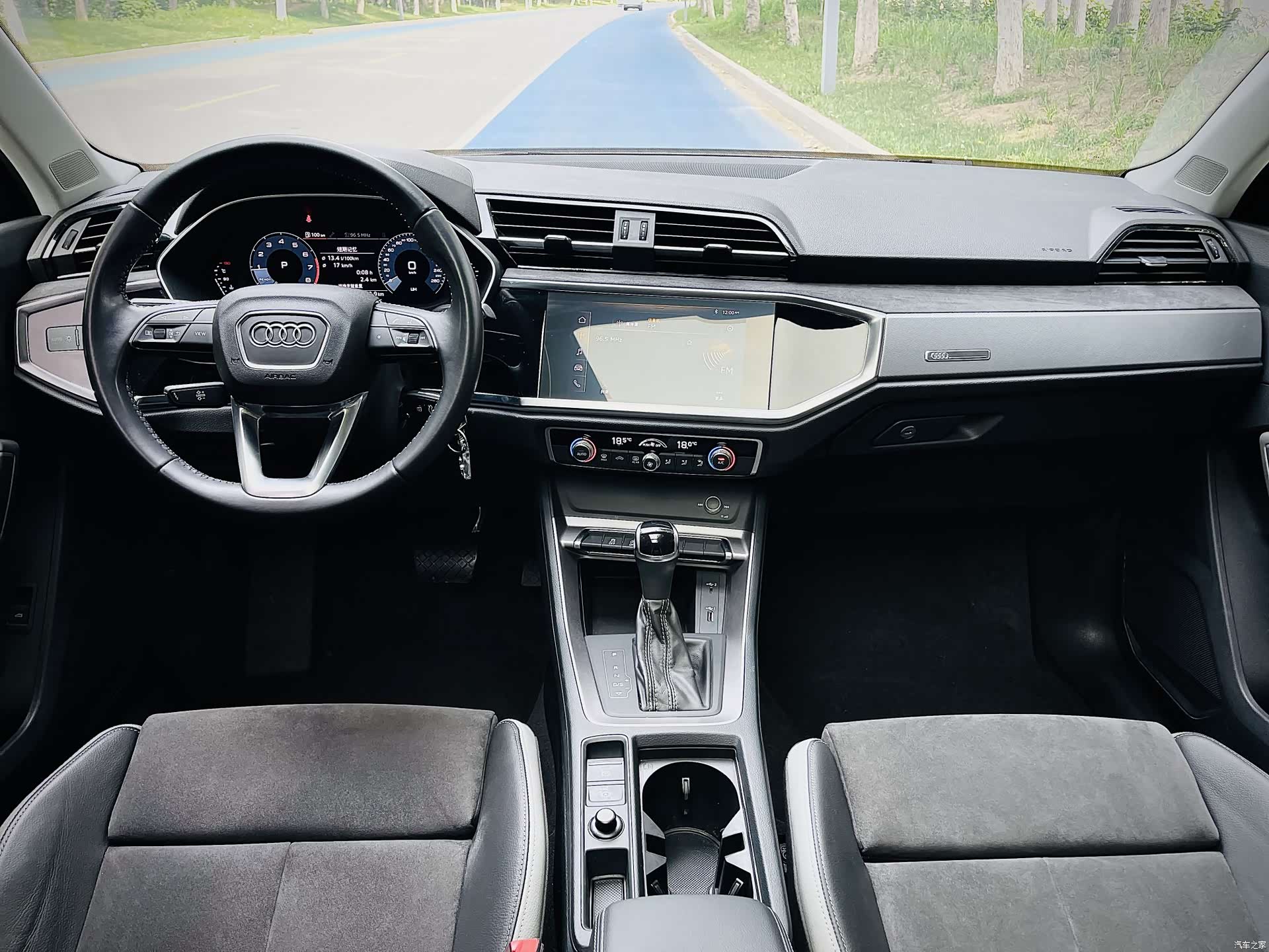 Audi Q3, 2020 8