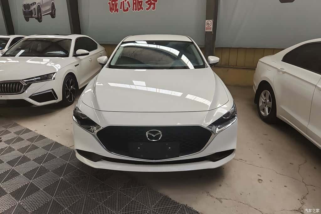 Mazda Mazda3, 2022 2