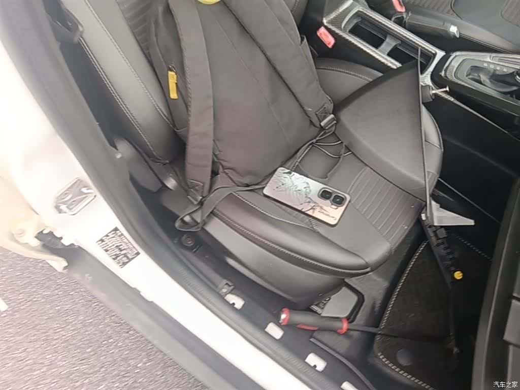 Ford Focus, 2016 25