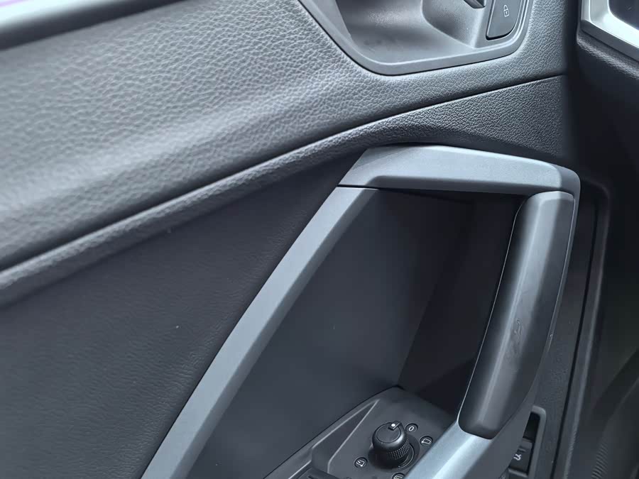 Audi Q3 2021, фото 13