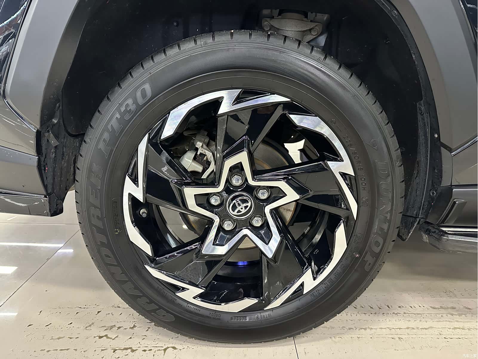 Toyota Wildlander, 2021 13
