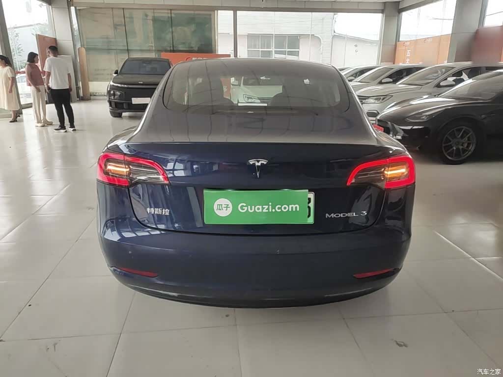 Tesla Model 3, 2023 6