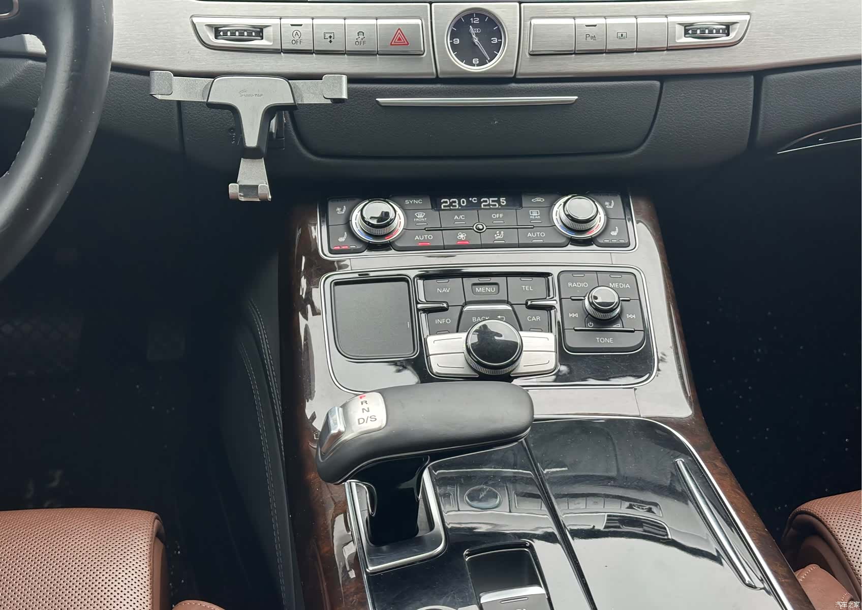 Audi A8L, 2014 28
