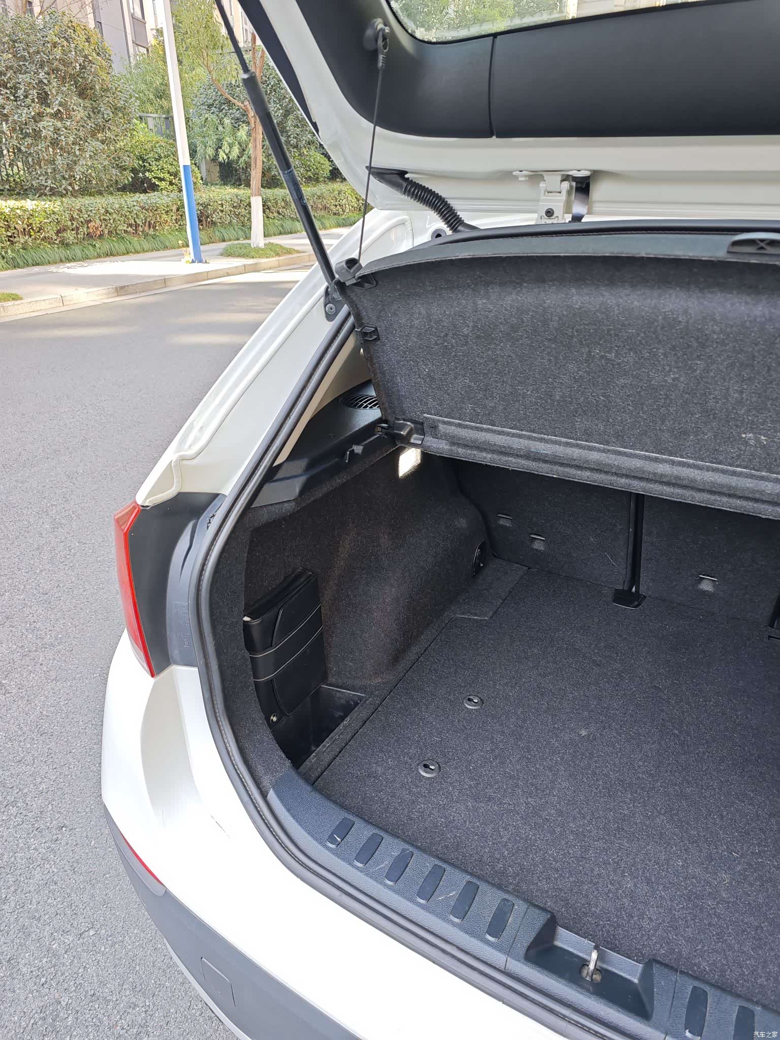 BMW X1, 2011 24