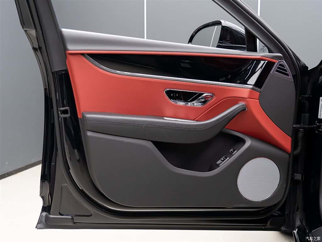 Bentley Flying Spur, 2021 7