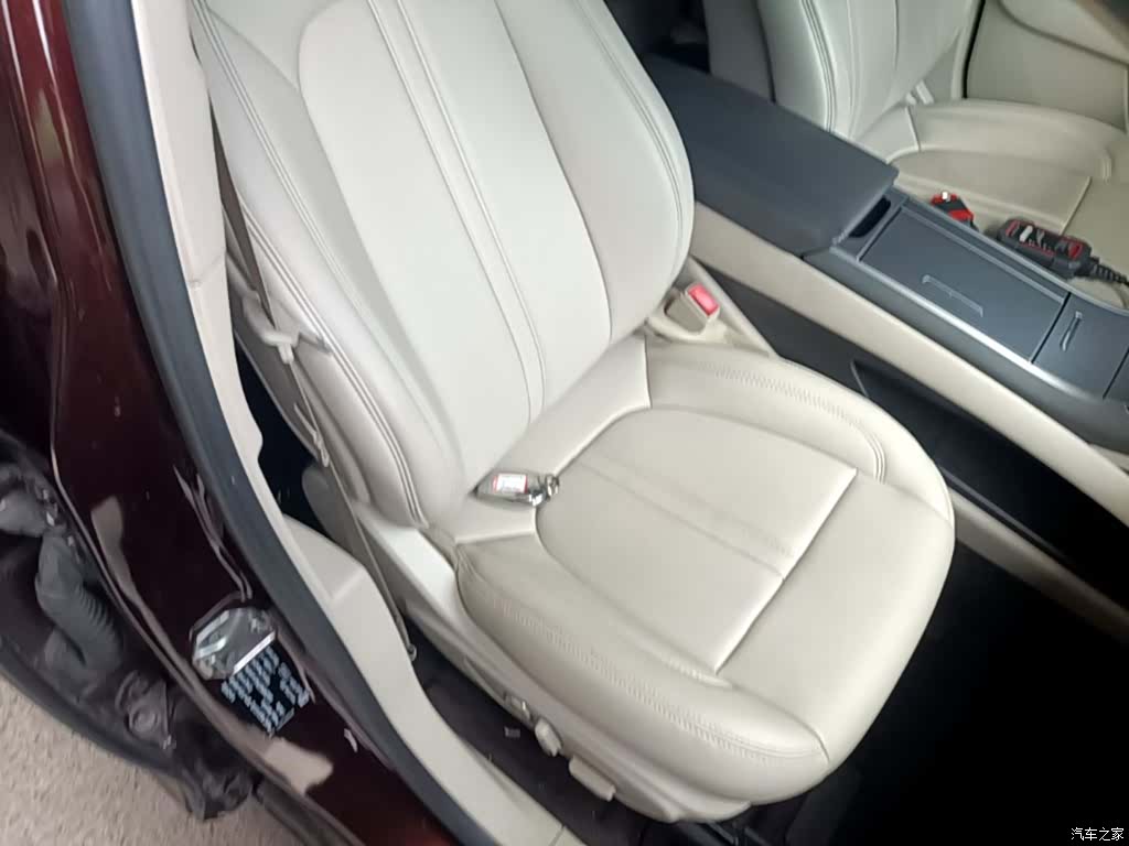 Lincoln MKZ, 2019 25