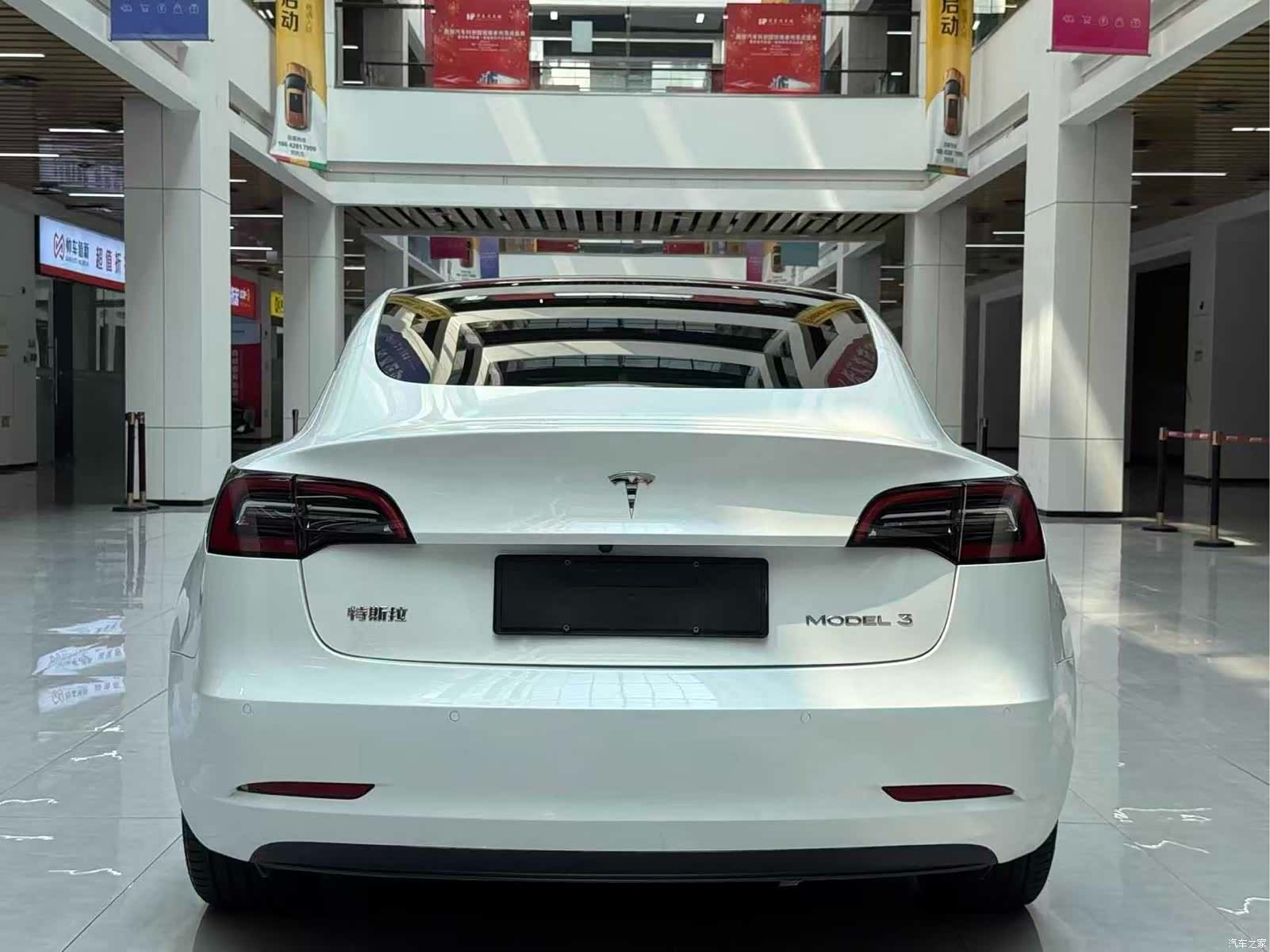 Tesla Model 3, 2022 6