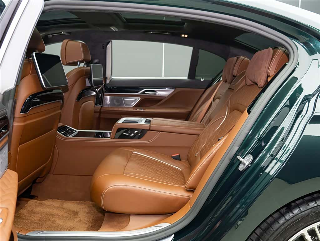 BMW 7 Series, 2021 11