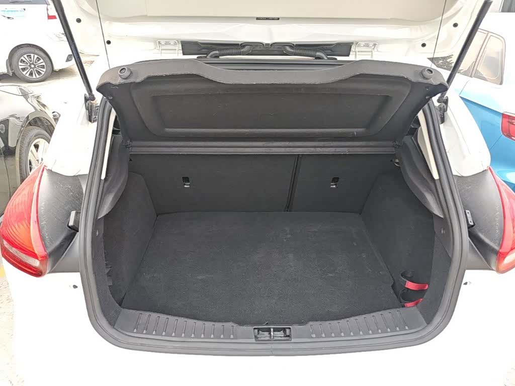 Ford Focus, 2019 15