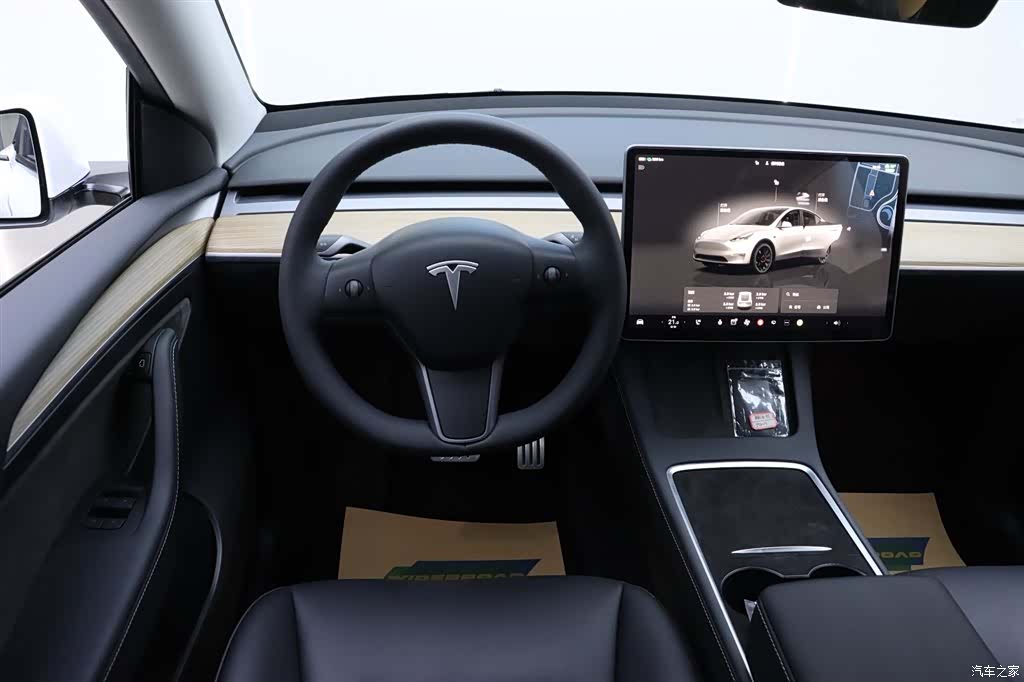 Tesla Model Y, 2022 22