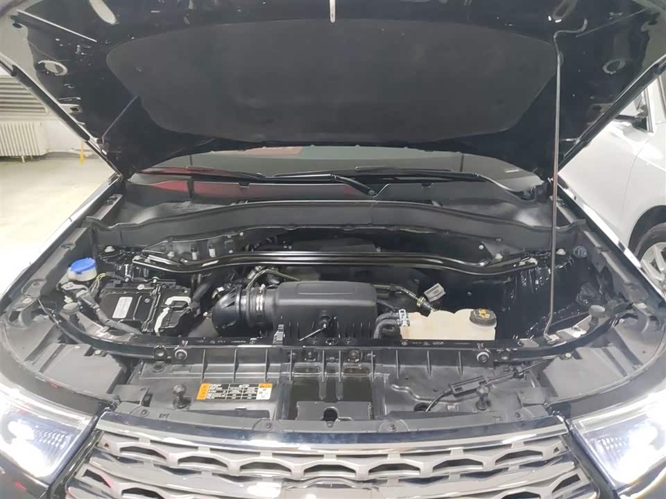Ford Explorer Ford Explorer
