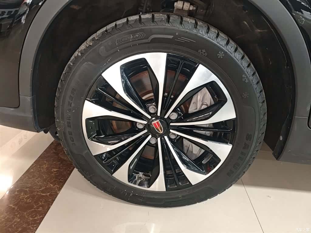 Hongqi HS7, 2021 25