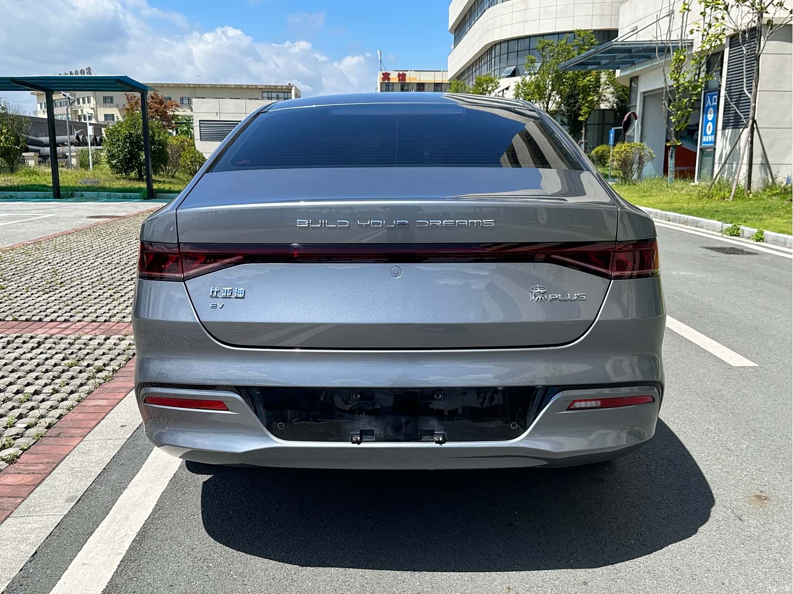 BYD Qin, 2024 все фото