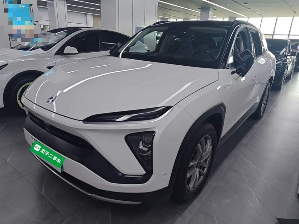 NIO ES6