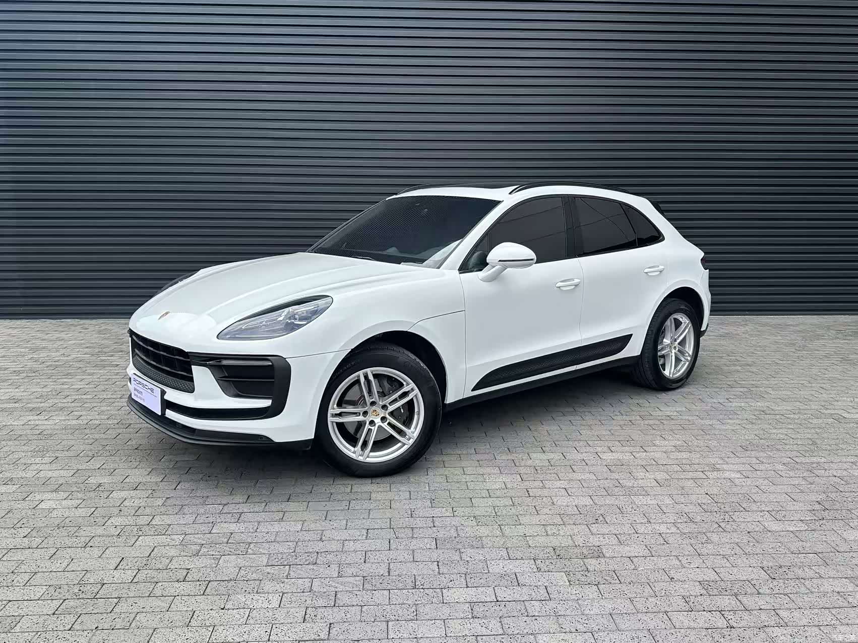 Porsche Macan, 2024 1