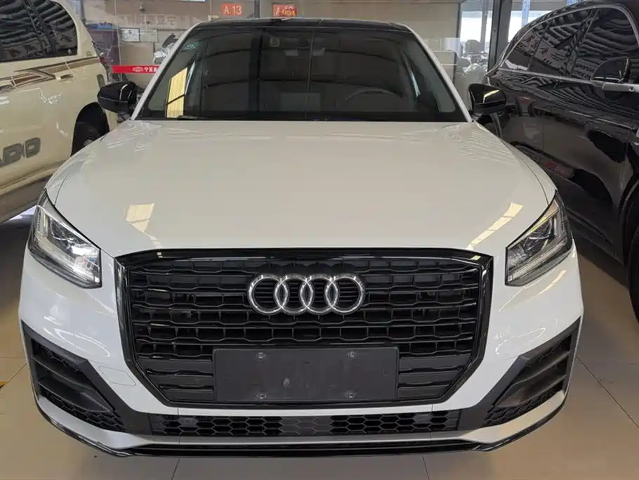 Audi Q2L Audi Q2L