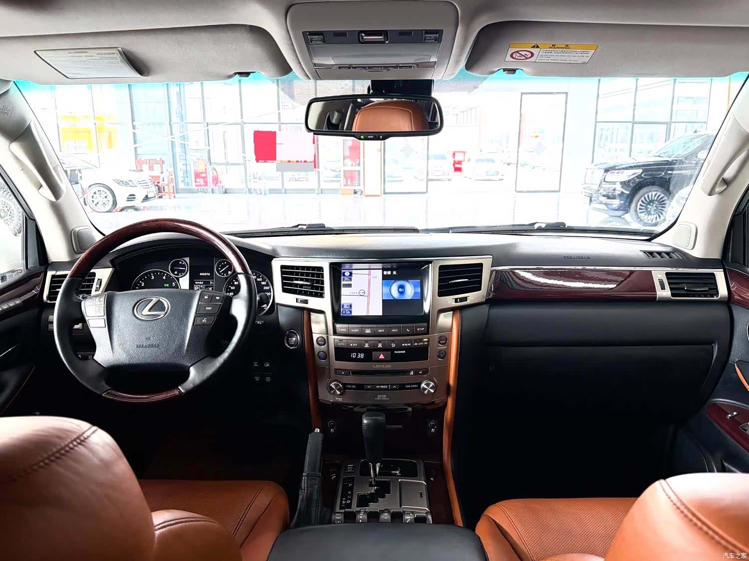 Lexus LX, 2014 8