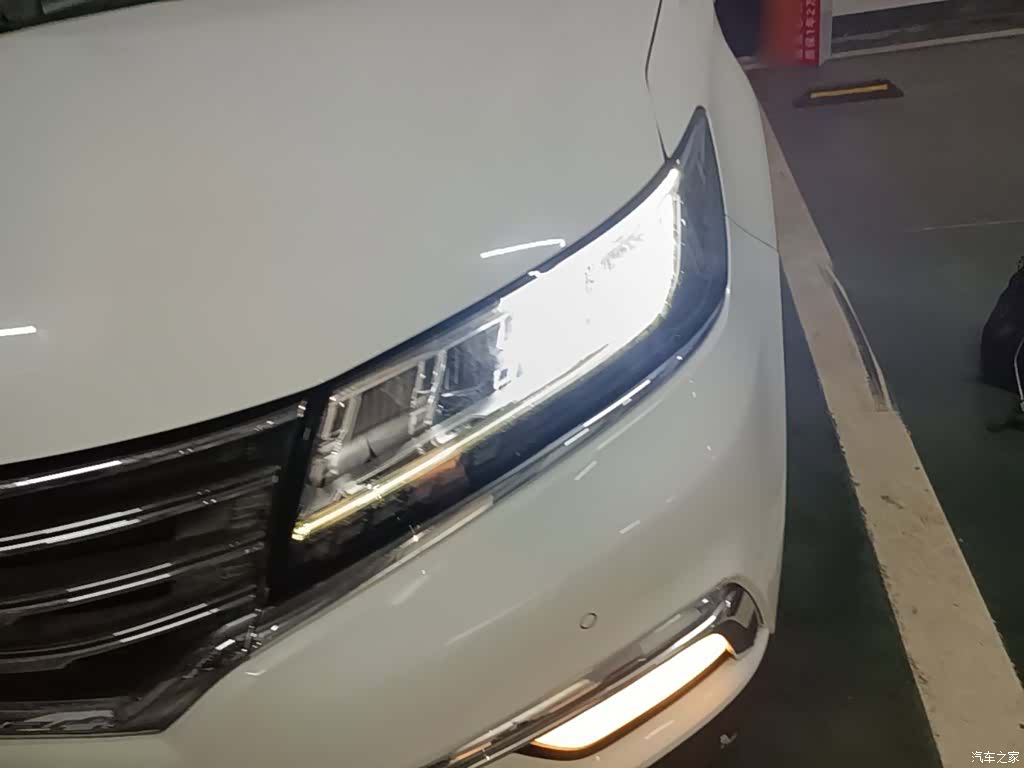 Roewe RX5, 2017 24
