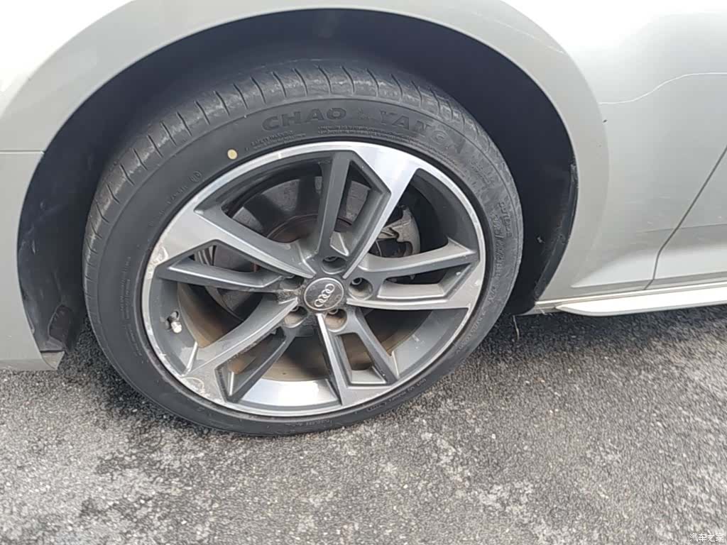 Audi A4L, 2019 23