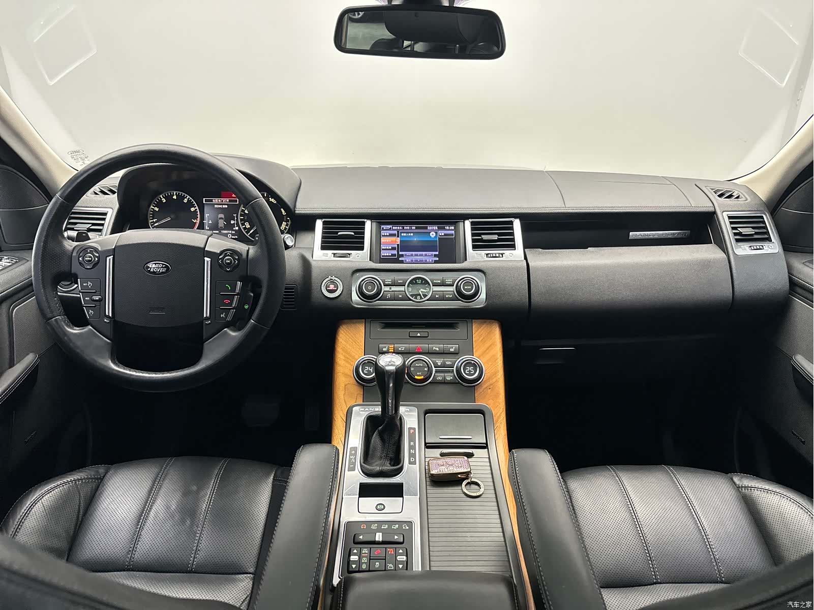 Land Rover Range Rover, 2012 39