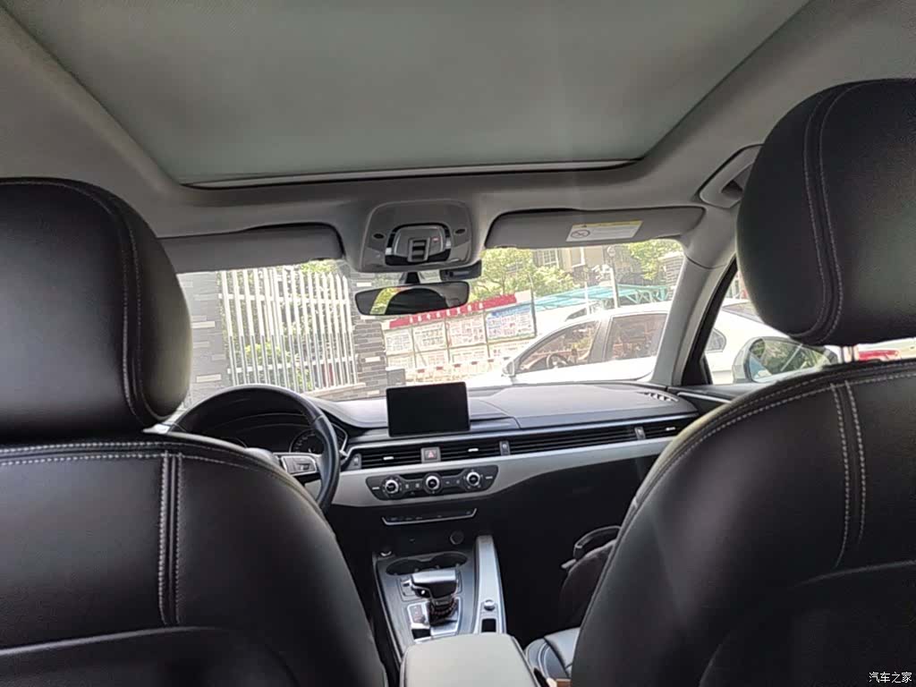 Audi A4L, 2019 18