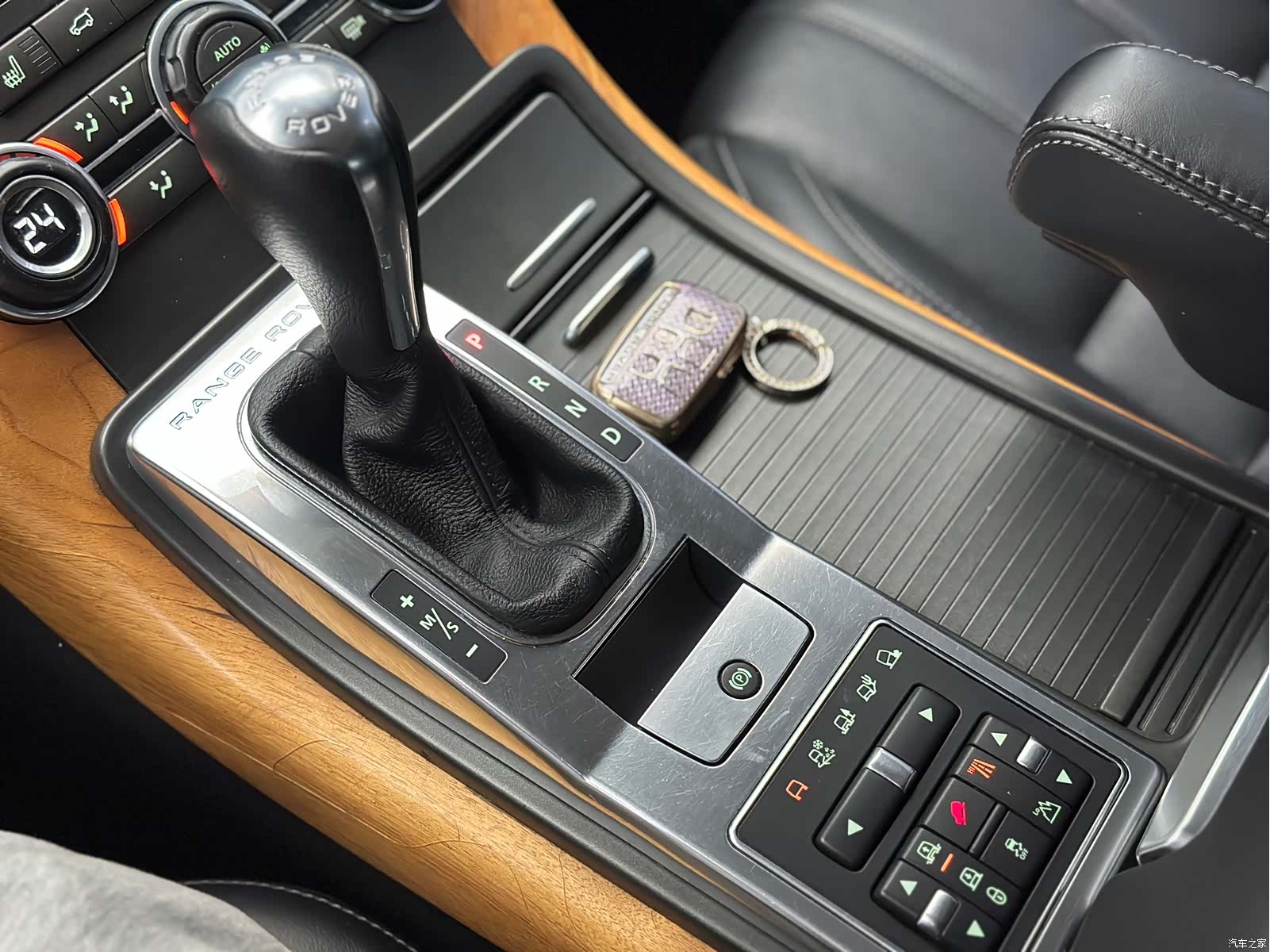 Land Rover Range Rover, 2012 26