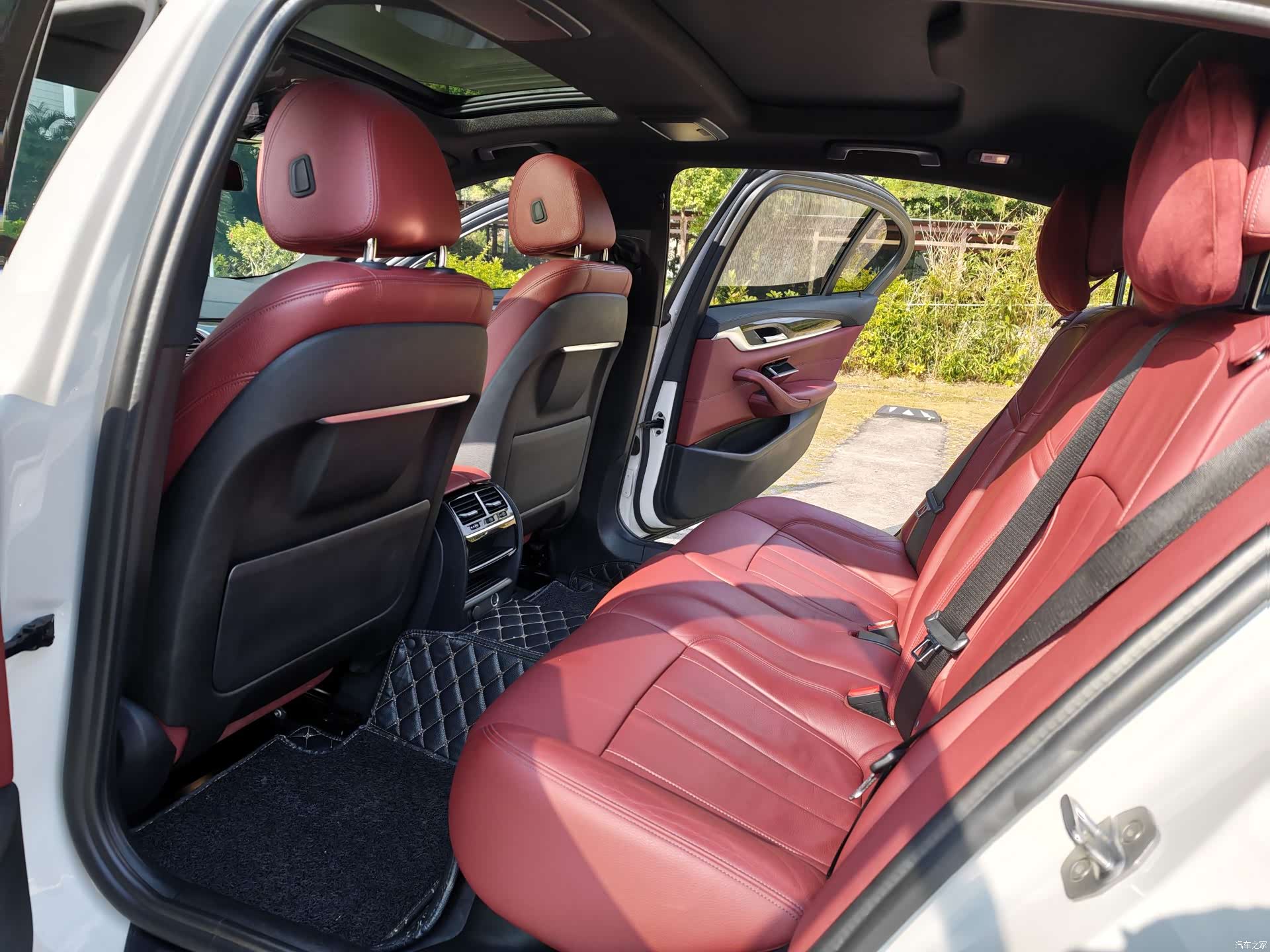 BMW 5 Series, 2020 10