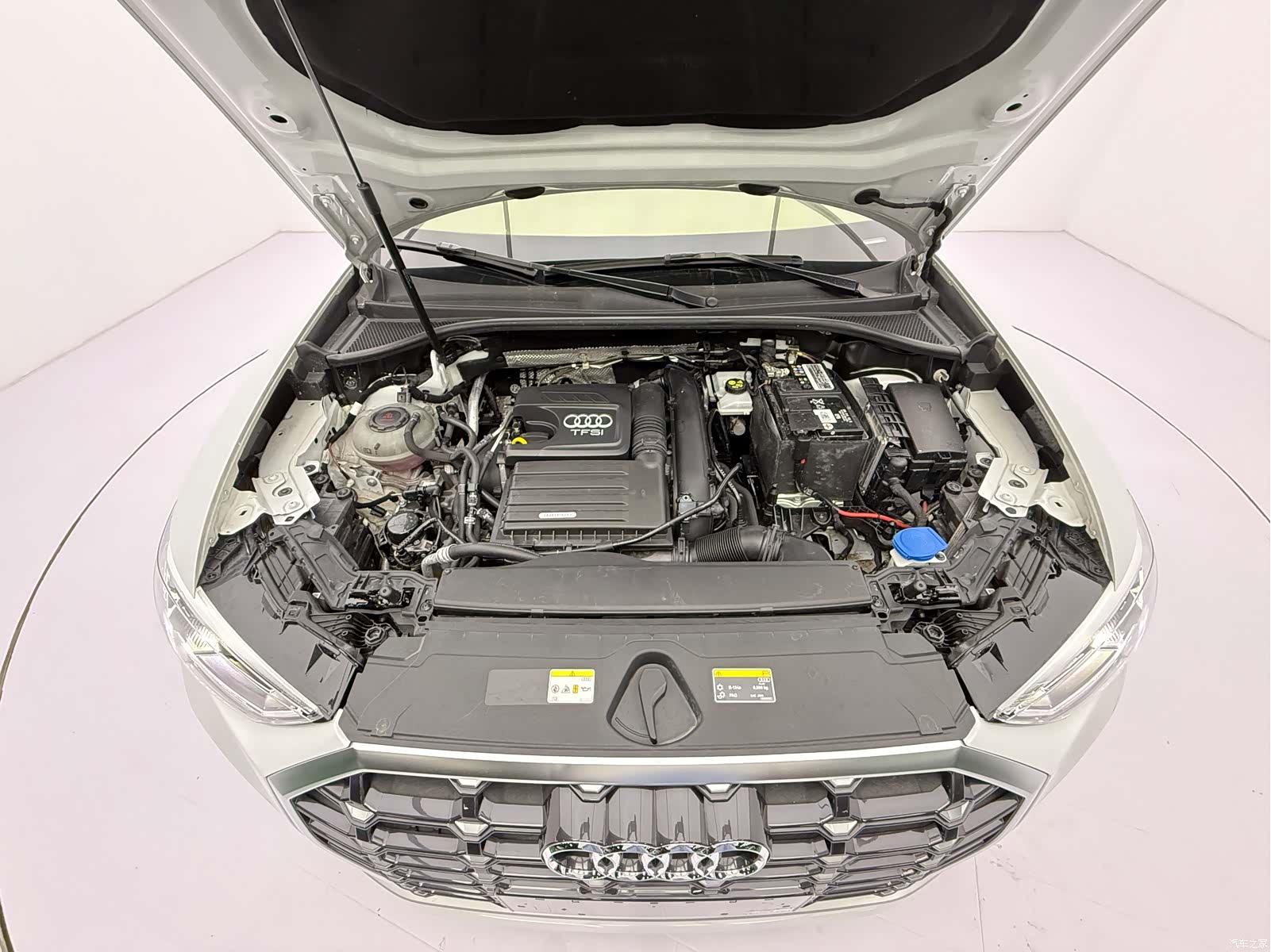 Audi Q3, 2022 8