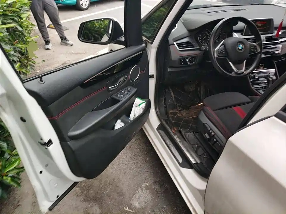 BMW 2 series multifunctional station wagon BMW 2 series multifunctional station wagon