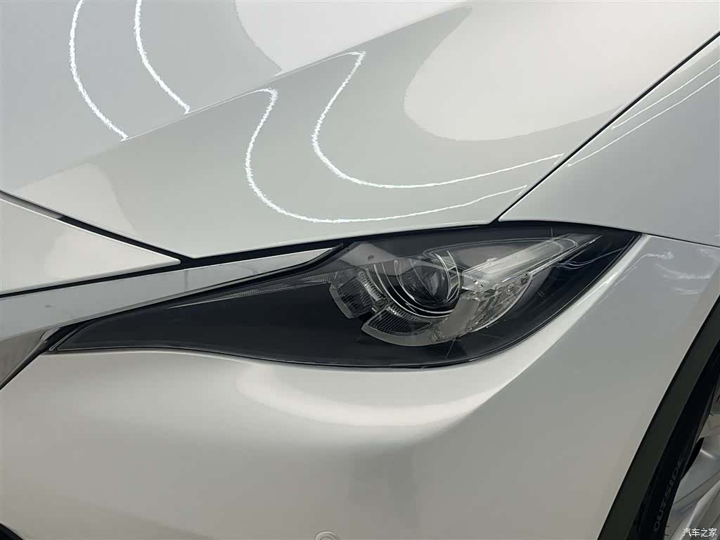 Mazda CX-4, 2019 6