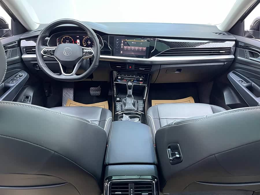 Volkswagen Passat 2023, фото 20