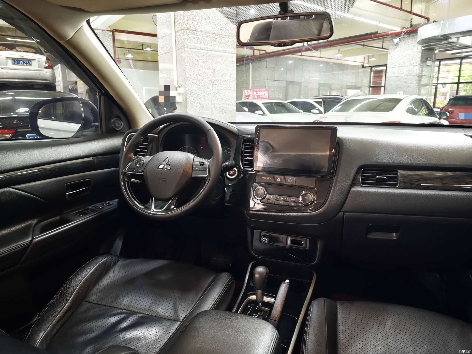 Mitsubishi Outlander, 2017 8