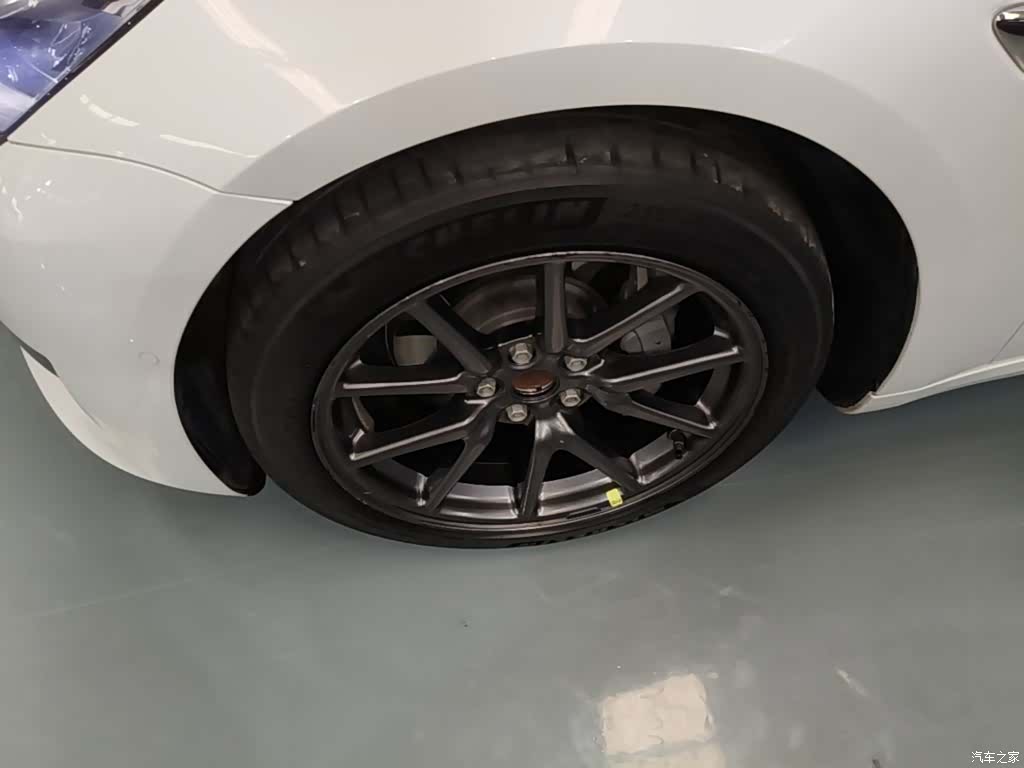 Tesla Model 3, 2020 23