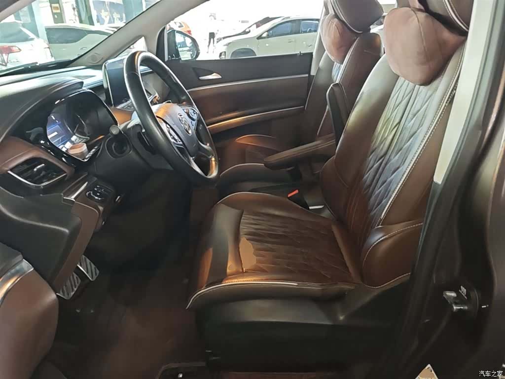 Buick GL8, 2022 15