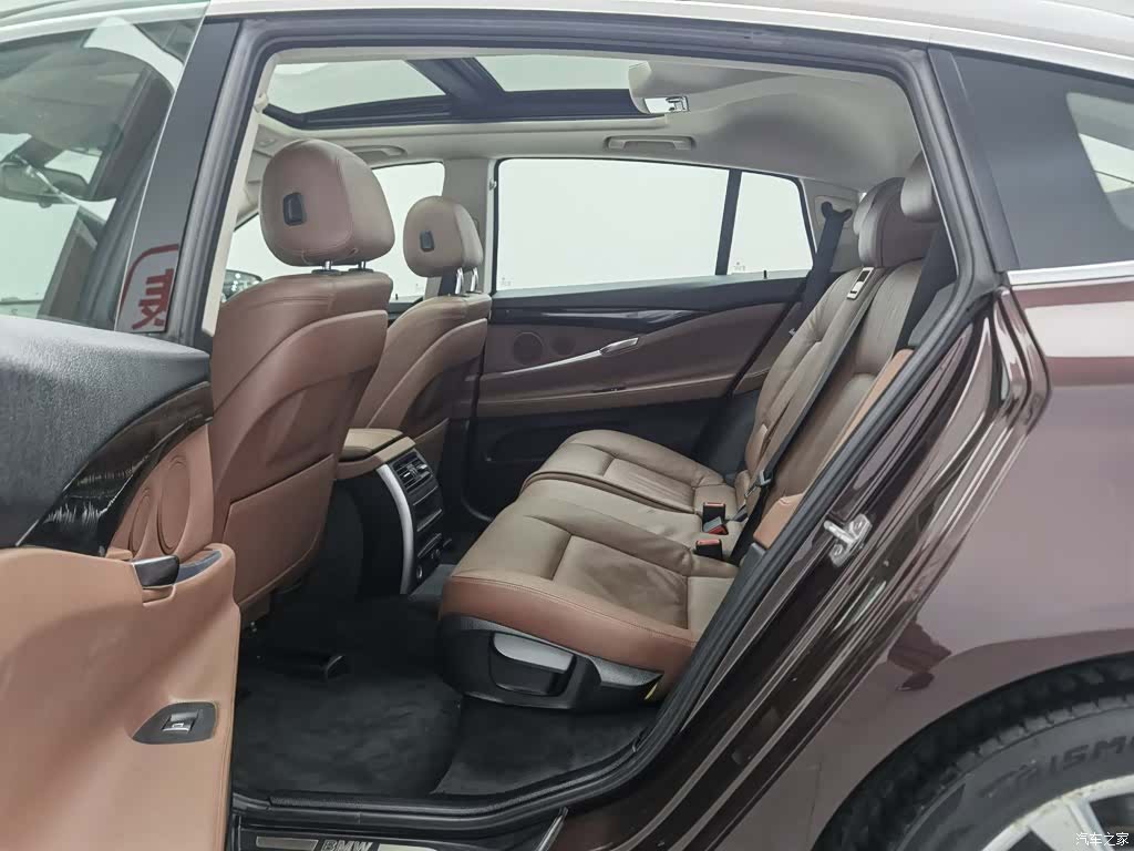 BMW 5 Series, 2015 15