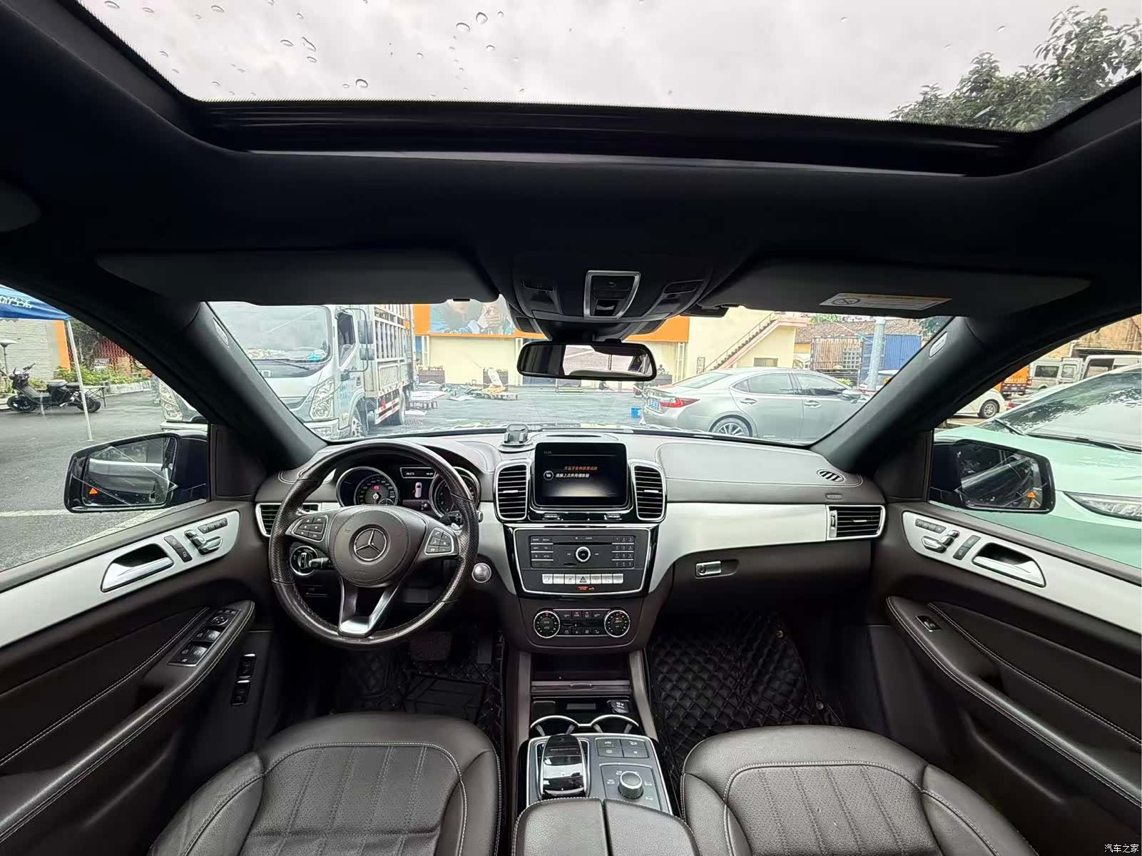 Mercedes-Benz GLS, 2018 7