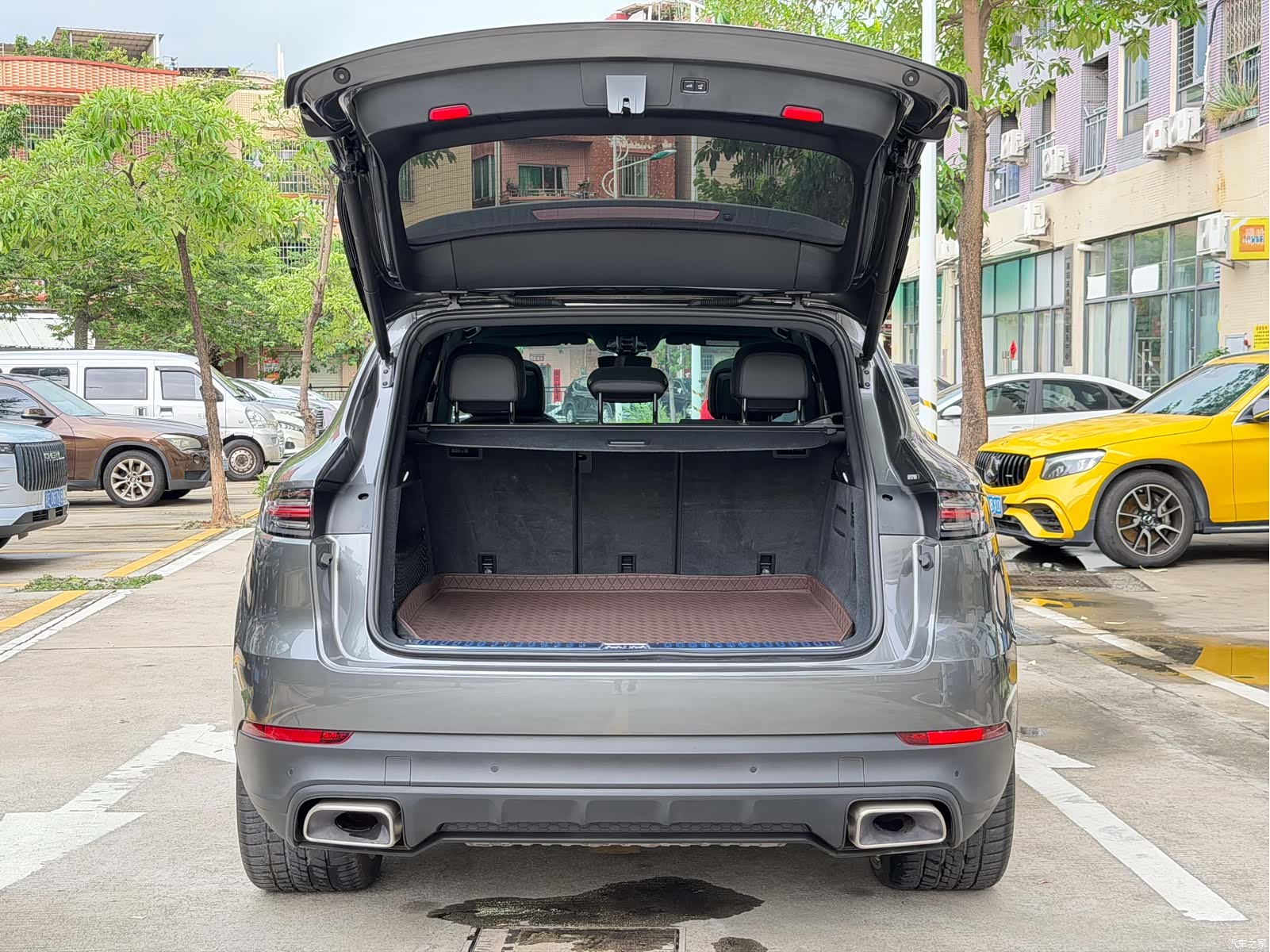 Porsche Cayenne, 2023 9
