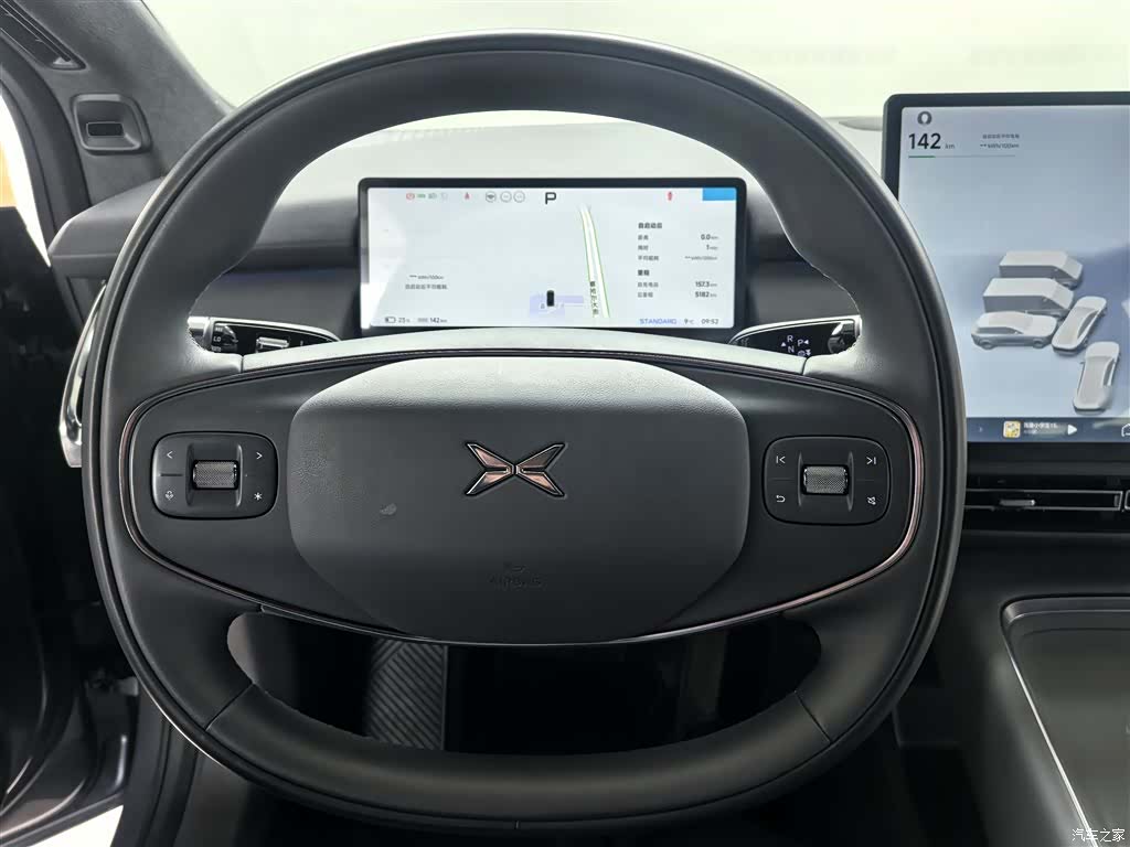 Xpeng P7, 2025 9
