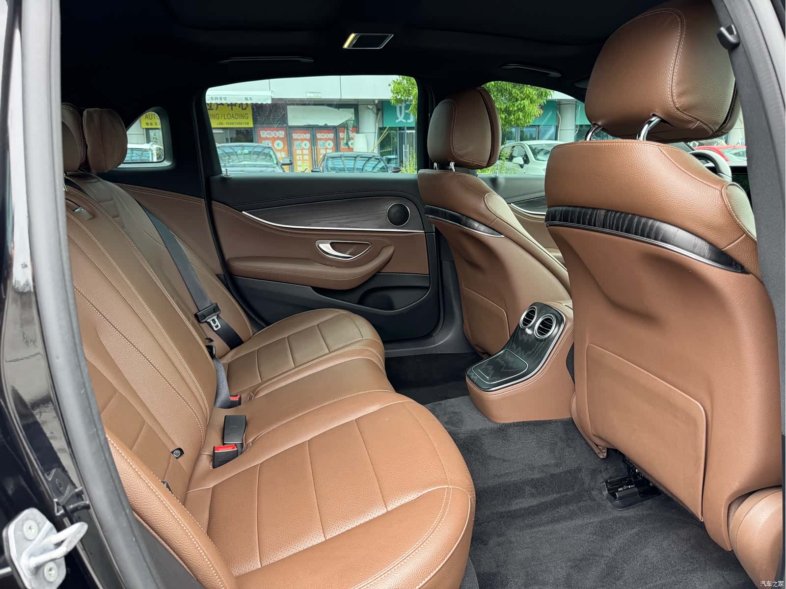 Mercedes-Benz E-Class, 2021 11