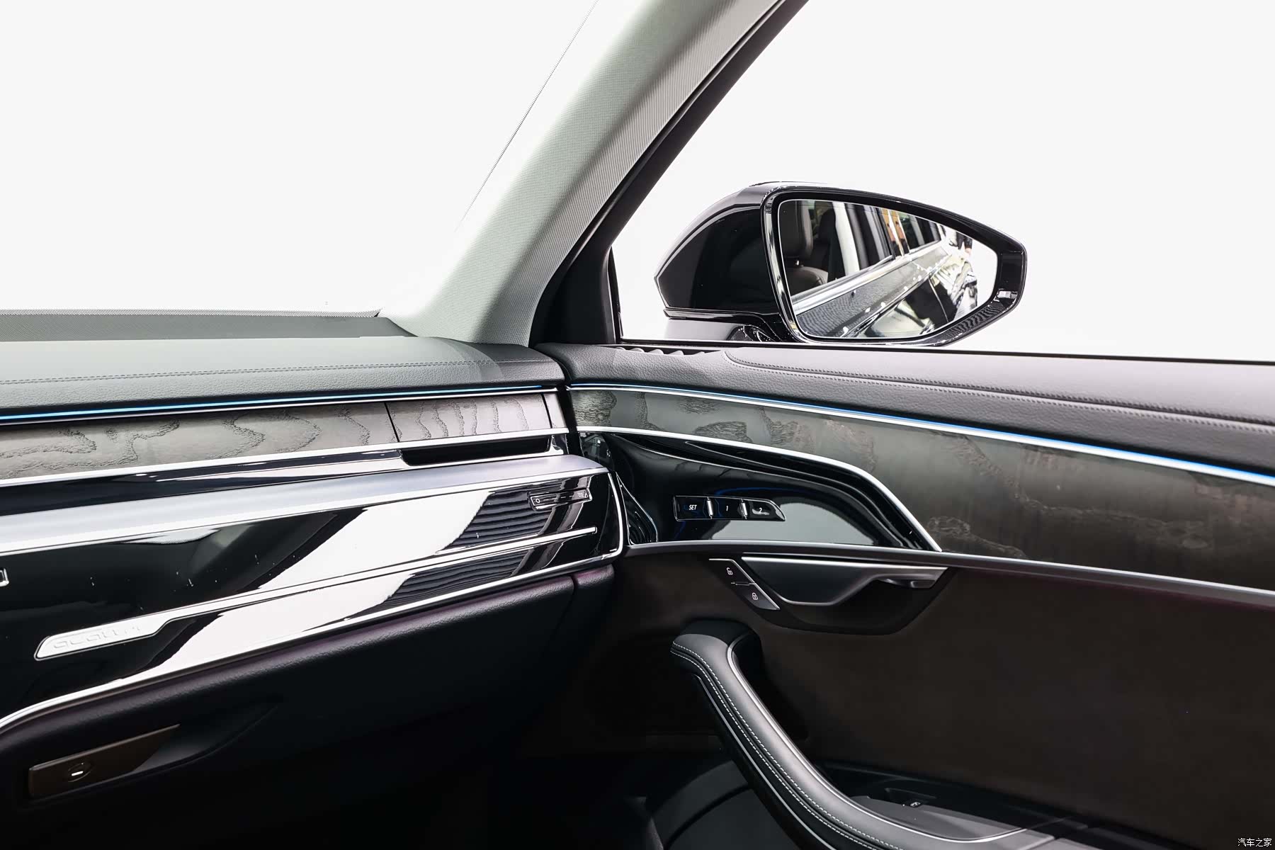 Audi A8L, 2024 20