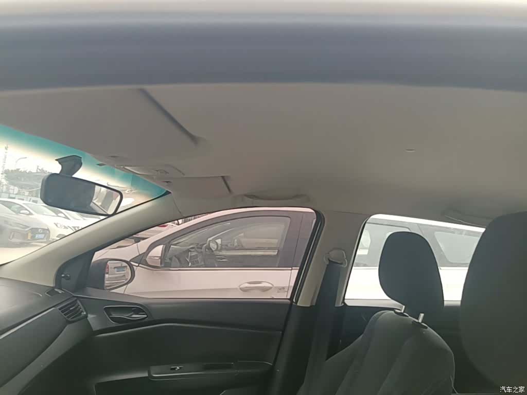Wuling 310, 2017 18